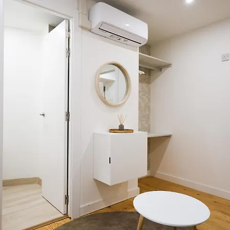 Apartment Nest 4-hosted By Sweetstay